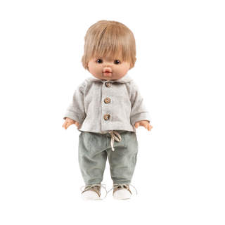 Tenue pour poupée Gordis de 34 cm avec haut en maille chinée et pantalon en velours côtelé sauge, ensemble deux pièces moderne et décontracté Minikane Samy, cadeau unisexe pour habiller les poupées, à partir de 3 ans, fabriqué à la main en France.