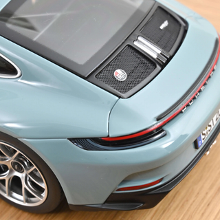 Porsche 911 S/T 2023 Meissen Blue 1:18