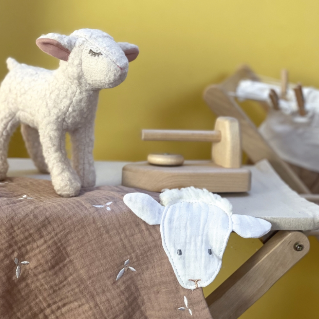 Doudou Mary Lamb