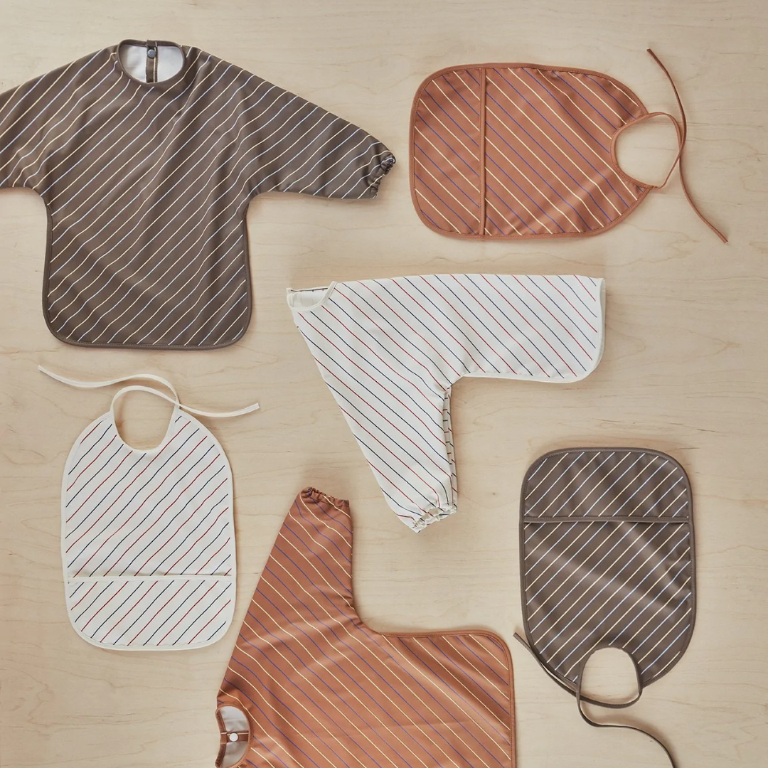 Bib Cape Striped Mellow