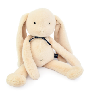 Grande peluche lapin bio pour bébés 56 cm, couleur beige naturel, Maïlou Tradition Méloé certifiée GOTS, fabriquée à la main en France, cadeau de naissance à transmettre de génération en génération.